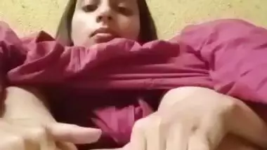 Big pussy rubbing GF in horniness desi viral MMS