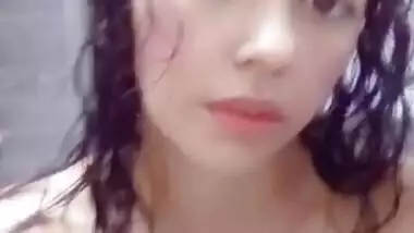 Sexy Nri Girl Bathing