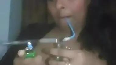 Smoker bhabhi