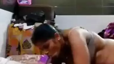 Indian maid giving blowjob to owner son