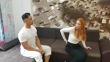 Kiara Lord visits therapist but doesen't know he's a perv