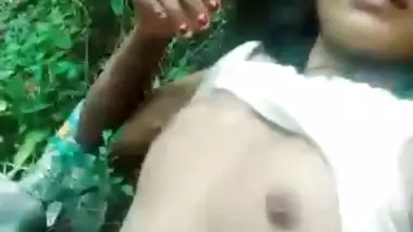 Lovers sex in jungle viral Bangladeshi MMS