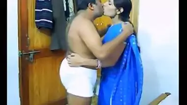 Sexy Saali in saree hot romance masti with Jija ji at home