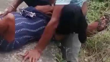 Bihari Randi chudai outdoor sex MMS