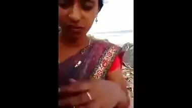 Indian mature aunty blowjob porn mms clip