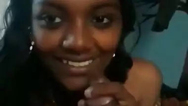 Malayali villege Teen gives Handjob and Blowjob