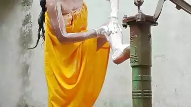 Hot Sexy Riya Ki Nahane Ki Video