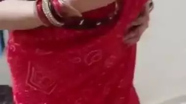 Chubby Bhabi Hot Sexy Clip