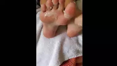dirty foot worship lick cum feet