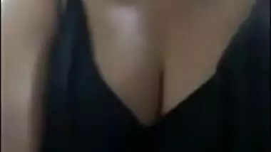 Assamese bhabi nude collection full set new leaked mms part 1